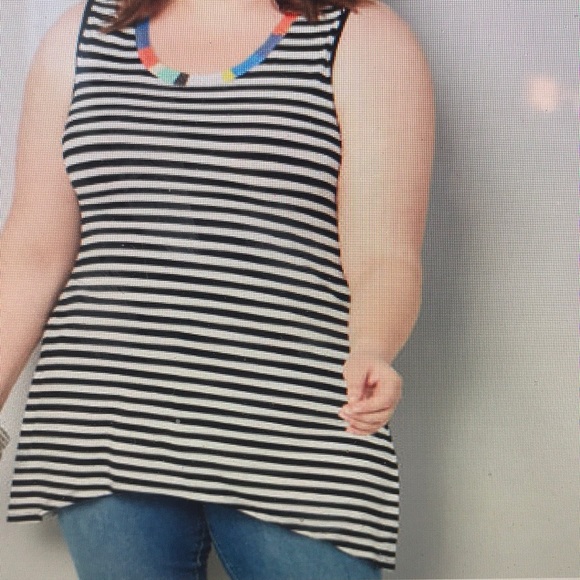 NWT Striped Tank by avenue 18/20 - Picture 6 of 7